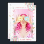 Invitación Pink Rainbow Modern 21st Birthday Fiesta<br><div class="desc">Las invitaciones a la fiesta de cumpleaños 21 del estilo Arcoiris Rosado presentan una moderna y única foto de la carta de invitación de 20 personas. Es perfecto para invitar a familiares y amigos a su celebración. Envíenlas a tus invitados con un texto rosado '(Nombre) 21 Let's Fiesta' con tu...</div>