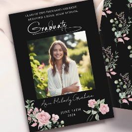 Invitación Pink Roses Script Photo Graduation Announcement