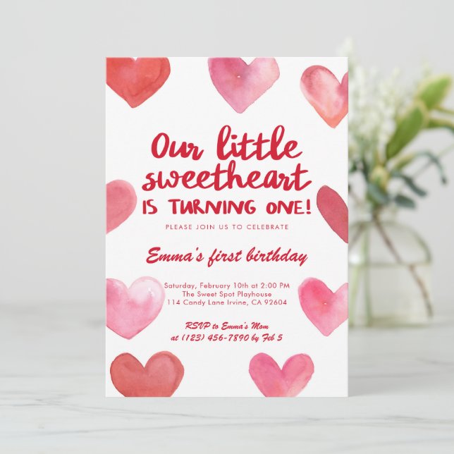 Invitación Pink Sweetheart First Birthday Girl Valentine (Anverso de pie)