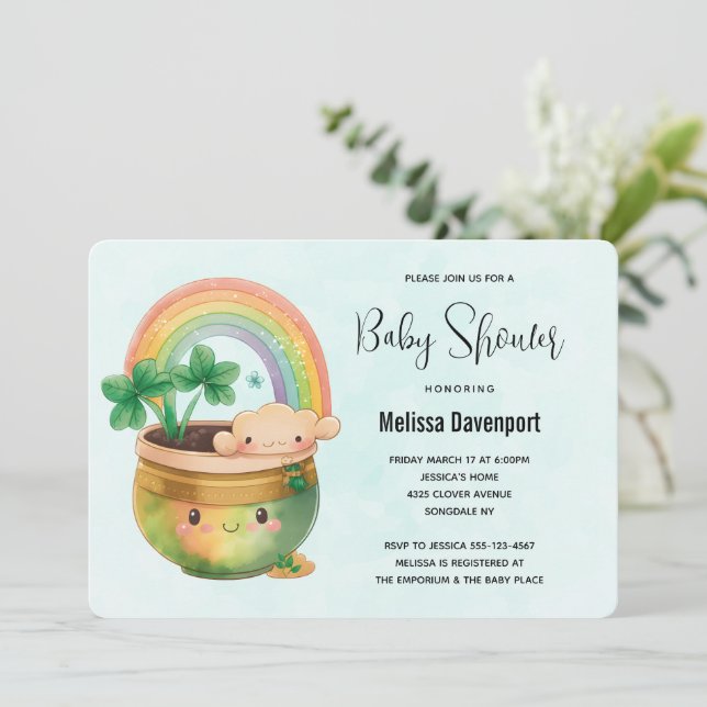 Invitación Plantador lindo con Baby Shower arcoiris y trébol (Anverso de pie)