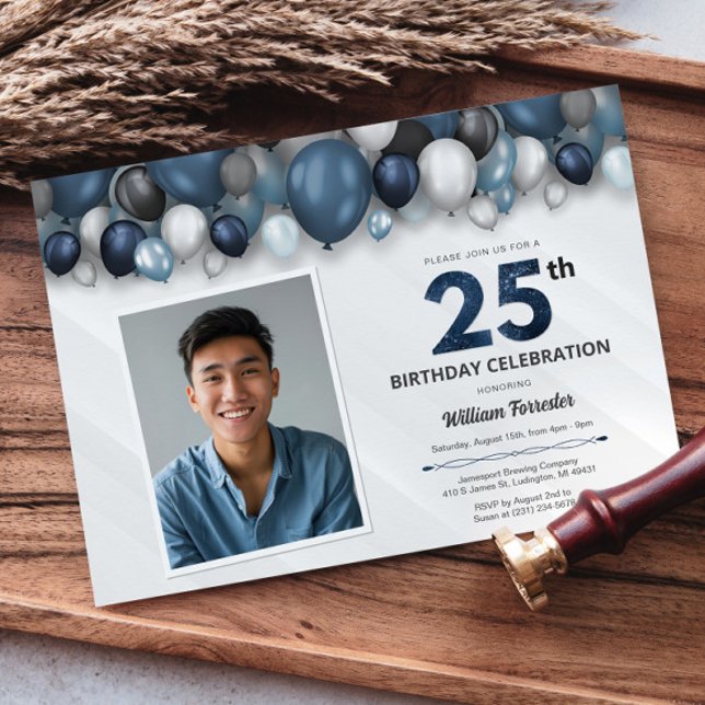 Invitación Plata azul en blanco y negro foto de cumpleaños 25 (Blue Silver Black & White 25th Birthday Photo Invitation)