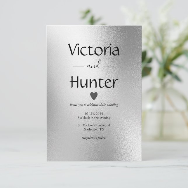 Invitación Plata Metálica Corazón Moderno y Elegante Boda (Anverso de pie)