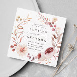 Invitación Plaza Boda de la floral de la flor de la ruina de<br><div class="desc">Esta invitación a la boda incluye una flor acuarela de dahlia,  rosa de jardín,  peonía y amapola en rojo burdeos,  marrón,  rosa rubí sobre hojas caídas. Para una personalización más avanzada de este diseño,  haga clic en el BOTÓN HERRAMIENTA DE DISEÑO AZUL. También están disponibles los elementos coincidentes.</div>