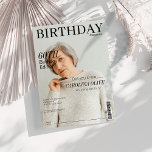 Invitación Portada única de la revista 60th Birthday party<br><div class="desc">¡Celebra un hito de estilo con esta moderna invitación de cumpleaños número 60 inspirada en la portada de la revista! Con texto negro en negrita y espacio para una foto personalizado de la estrella de cumpleaños, este diseño es completamente personalizable actualizar el fondo, nombre, fecha, ubicación y RSVP para que...</div>