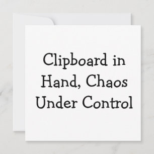 Invitación Portapapeles en mano, caos bajo control