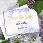 Invitación Postal Con Relieve Metalizado Bat Mitzvah Save Date Purple Watercolor Real Gold<br><div class="desc">¡Asegúrate de que todos tus amigos y parientes puedan celebrar el hito de tu hija Bat Mitzvah! Envíe este impresionante, moderno y brillante Relieve metalizado de imitación dorada y puntos purpurinas y escritura tipográfica contra un suave fondo de color morado, tarjeta de invitación personalizada "Save the Date". Personalice el texto...</div>