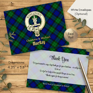 Invitación Postal Con Relieve Metalizado Crest de Clan MacKay sobre tartán