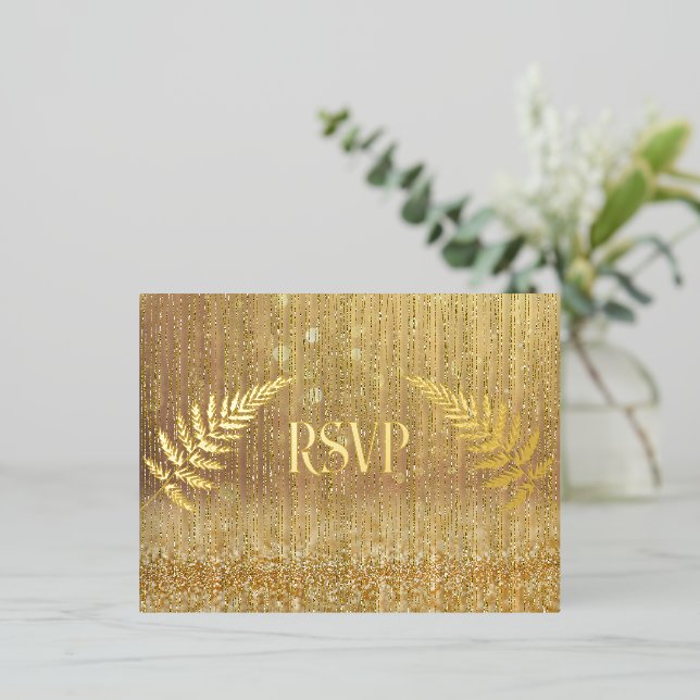 Invitación Postal Con Relieve Metalizado Curva de cascada de oro RSVP (Anverso de pie)