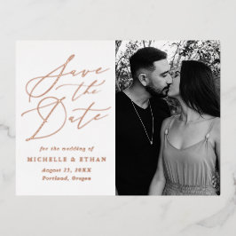 Invitación Postal Con Relieve Metalizado Foto caligráfica minimalista Guardar la fecha