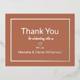 Invitación Postal Con Relieve Metalizado Gracias por tu boda de terracota sencilla    