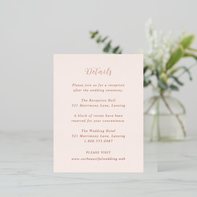 Invitación Postal Con Relieve Metalizado Modern Earthy Neutral Wedding Foil Enclosure Card (Anverso de pie)