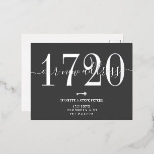 Invitación Postal Con Relieve Metalizado Nuevo número de dirección guión plateado gris