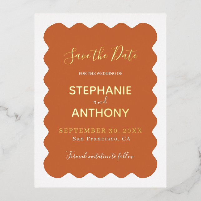 Invitación Postal Con Relieve Metalizado Retro de los 50 borde ondulado terracota boda (Anverso)