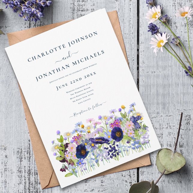 Invitación Pradera Moderna de Flores Silvestres (Modern colorful wildflower meadow wedding invitation boho watercolor floral blue pink purple )