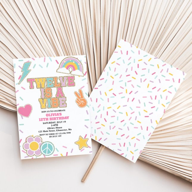 Invitación Preppy Patch Twelve es una Vibra Cumpleaños 12 (Subido por el creador)