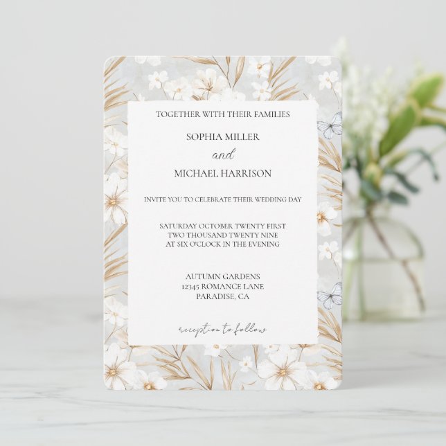 Invitación Pretty White Flowers Blue Butterflies Wedding (Anverso de pie)