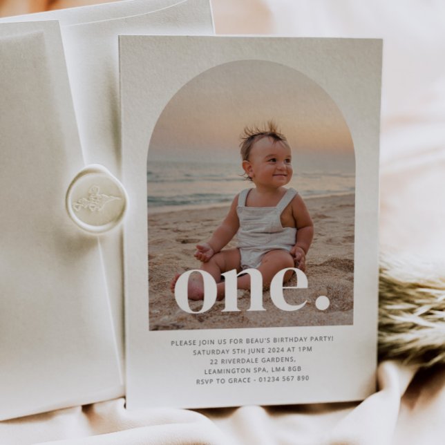 Invitación Primer cumpleaños de una foto arcaica (Subido por el creador)