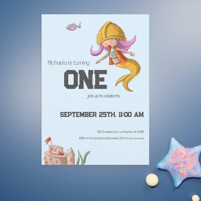 Invitación Primer cumpleaños del trabajador de construcción d (Cute construction worker mermaid first birthday party invitation)
