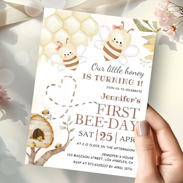 Invitación Primer Día de la Abeja Pequeña Miel Primer Día de  (Subido por el creador)