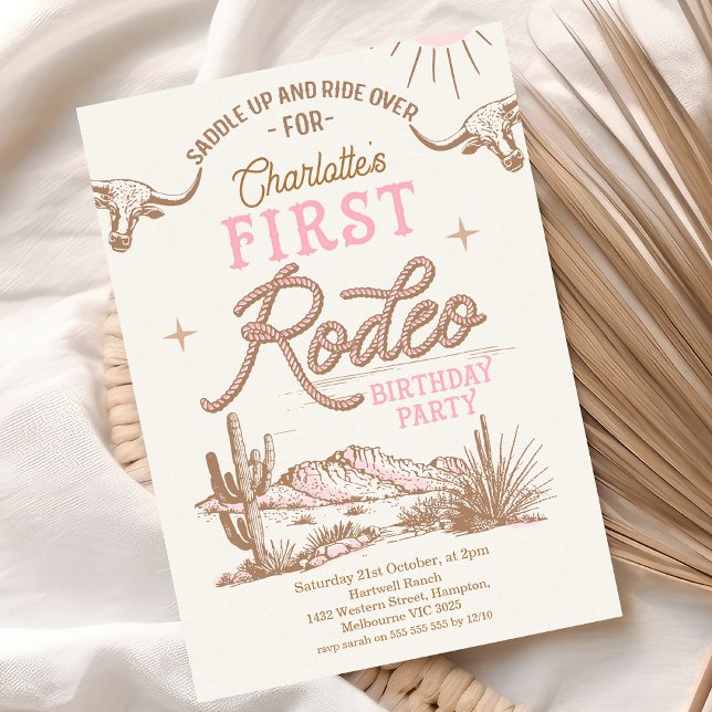 Invitación Primer rodeo del primer cumpleaños del desierto de (Vintage Pink Girls First Rodeo Birthday Invitation, Pink Cowgirl Wild West, Western 1st Birthday Cow)