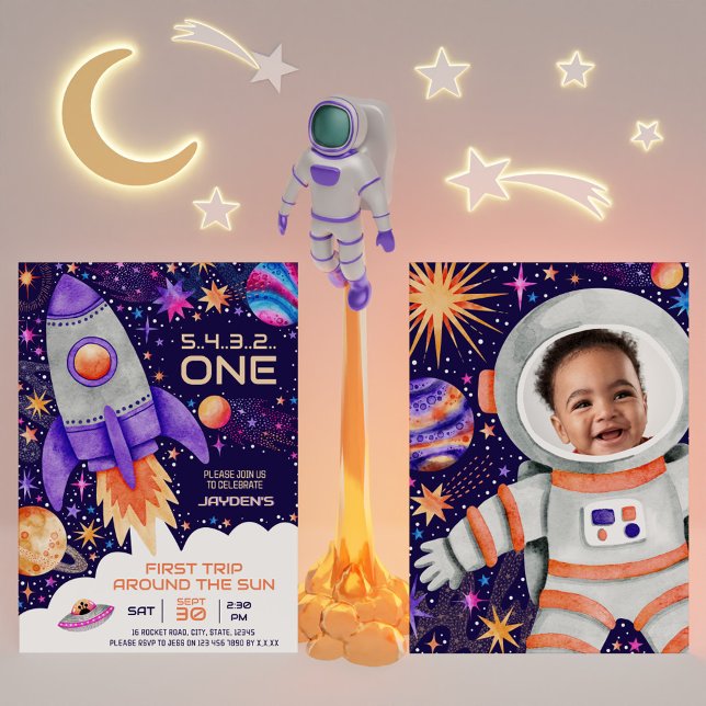 Invitación Primer viaje alrededor de la foto del astronauta e (First Trip Around The Sun Space Astronaut Photo Invitation)
