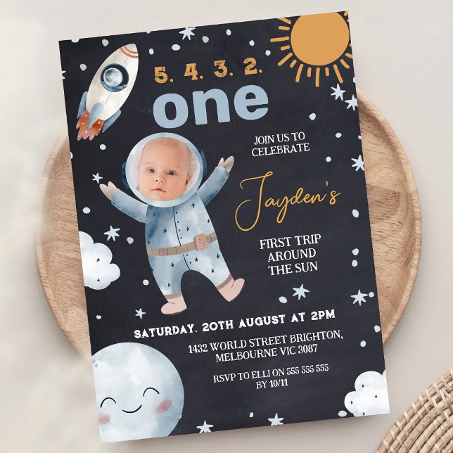 Invitación Primer viaje del espacio negro alrededor del prime (Boys First Trip Around The Sun 1st Birthday Invitation, Outer Space First Birthday Invitation, )