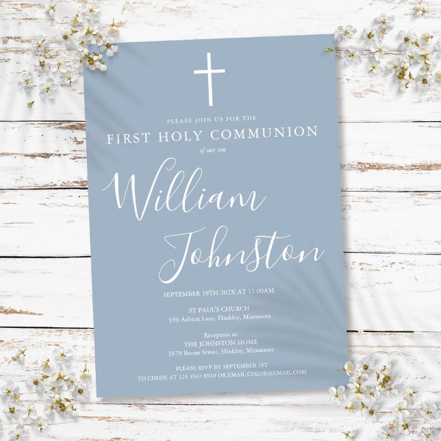 Invitación Primera comunión de azul turbio moderno (First Holy Communion Modern Dusty Blue Invitation)
