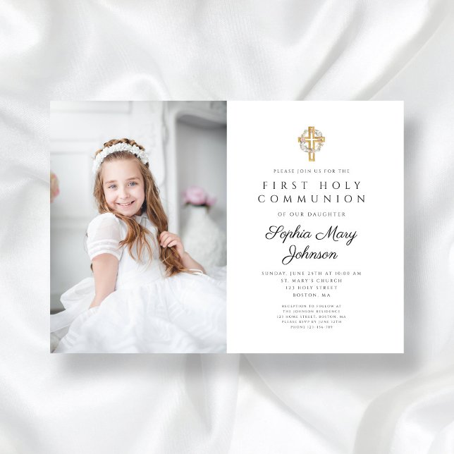 Invitación Primera Comunión del Chica de fotografía de la cru (Floral Wreath Cross Photo Girl First Communion Invitation)