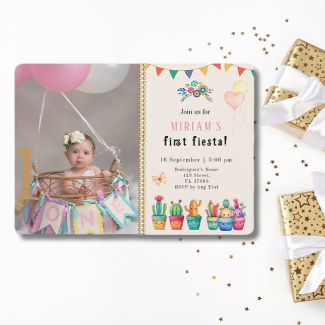 Invitación Primera foto de cumpleaños del Chica de Fiesta Cac (Subido por el creador)