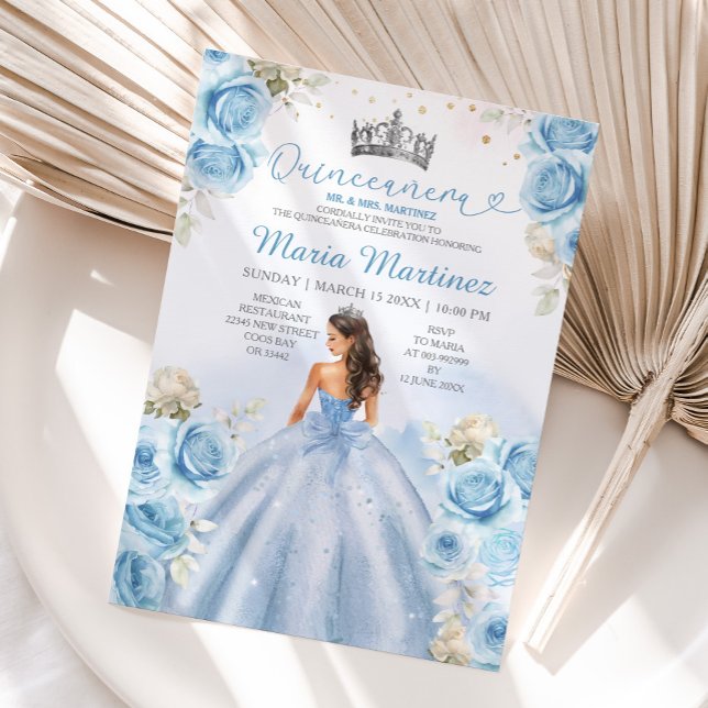Invitación Princesa Azul Dusty Plata Floral Quinceañera (Subido por el creador)