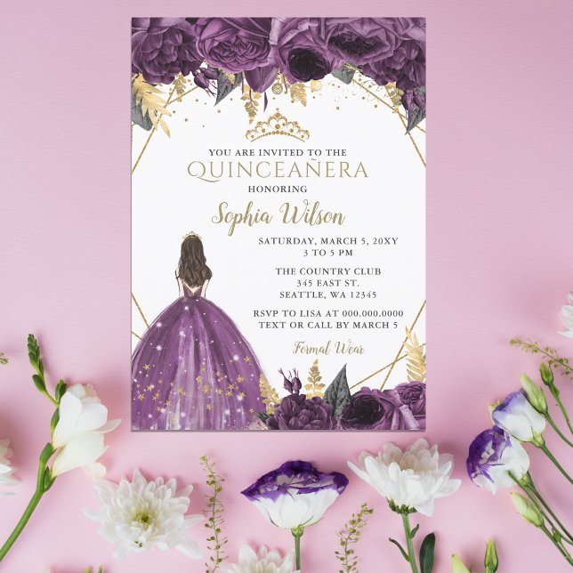 Invitación Princesa floral de oro morado Quinceañera Invitati (Purple Gold Floral Princess Quinceañera  Invitation)