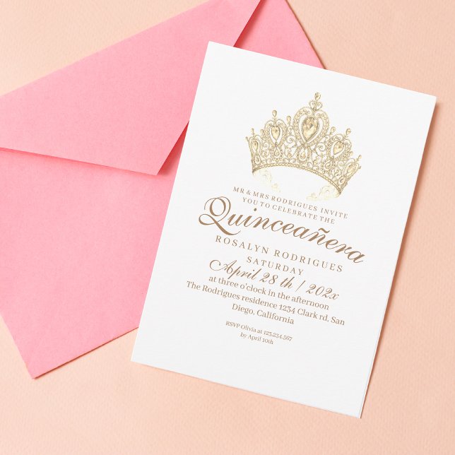 Invitación Princesa Quinceañera Elegante Corona Blanca de Oro (Subido por el creador)