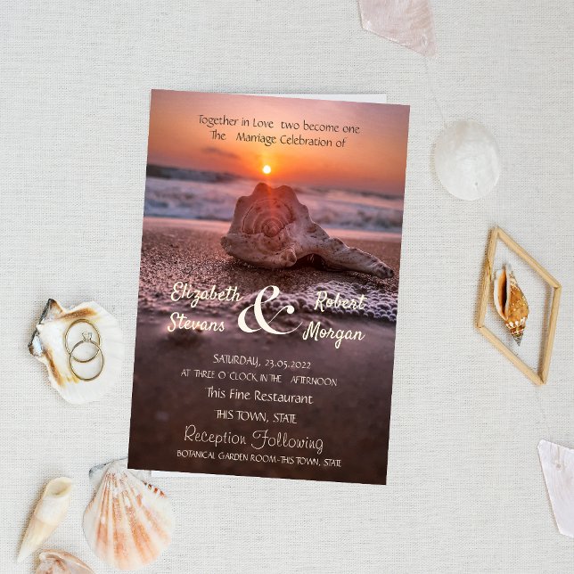 Invitación Puesta de sol en Ocean Beach con conchas de boda (Subido por el creador)