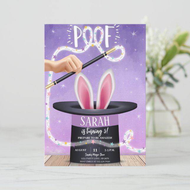 Invitación Purple Magic Show Birday (Anverso de pie)