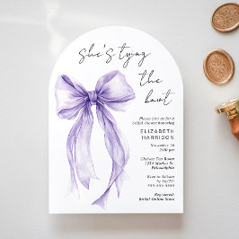 Invitación Púrpura Coquette Bow Watercolor Arch Brillante Duc