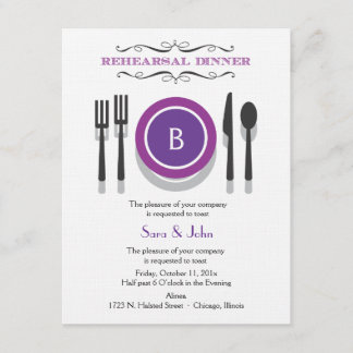 Invitación púrpura de la cena del ensayo del