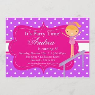 Invitación púrpura rosada de la fiesta de