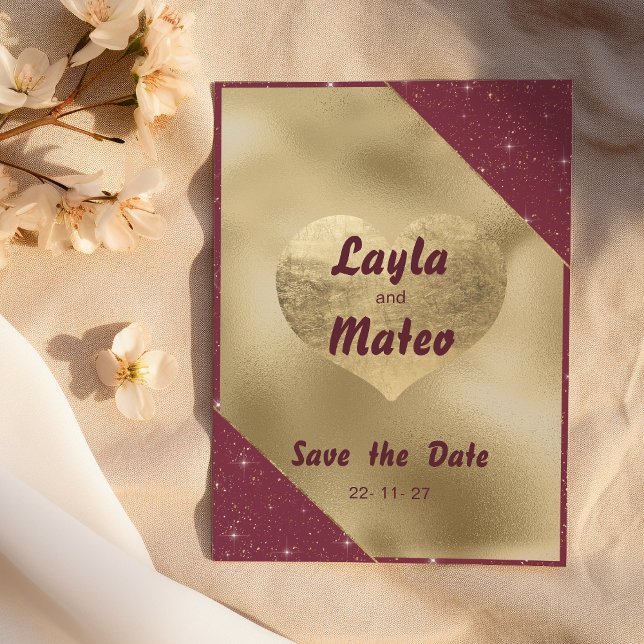 Invitación Purpurina burdeos brillante de corazón de oro Salv (Gold heart sparkle burgundy glitter Save the Date )