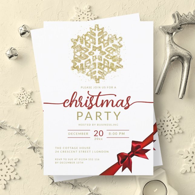 Invitación Purpurina de invierno rojo de oro Nochebuena compa (Gold Red Winter Glitter Snowflake Company Xmas Invitation)
