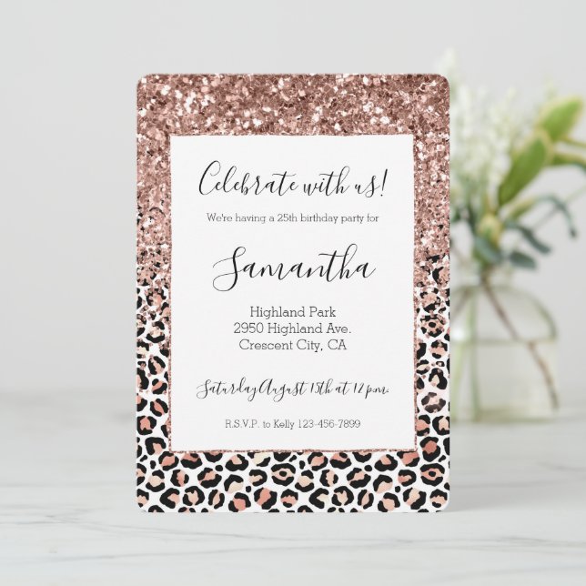 Invitación Purpurina de leopardo blanco rosado Rosa Rosa  (Anverso de pie)
