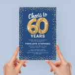 Invitación Purpurina de Oro Azul 60 cumpleaños<br><div class="desc">Elegante invitación a fiesta de cumpleaños número 60 con un fondo azul de moda que se puede cambiar a cualquier color,  purpurina brillante de oro,  sesenta globos de hellio de oro y una plantilla de texto moderna de celebración de cumpleaños número 60 que es fácil de personalizar.</div>