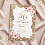 Invitación Purpurina de oro espumoso y floral rosa 30 años<br><div class="desc">Faux dorado brillante fondo purpurina y floral color rosa con "30 y fabuloso" guión en el centro,  elegante y elegante,  grandes invitaciones para fiestas de 30 años.</div>