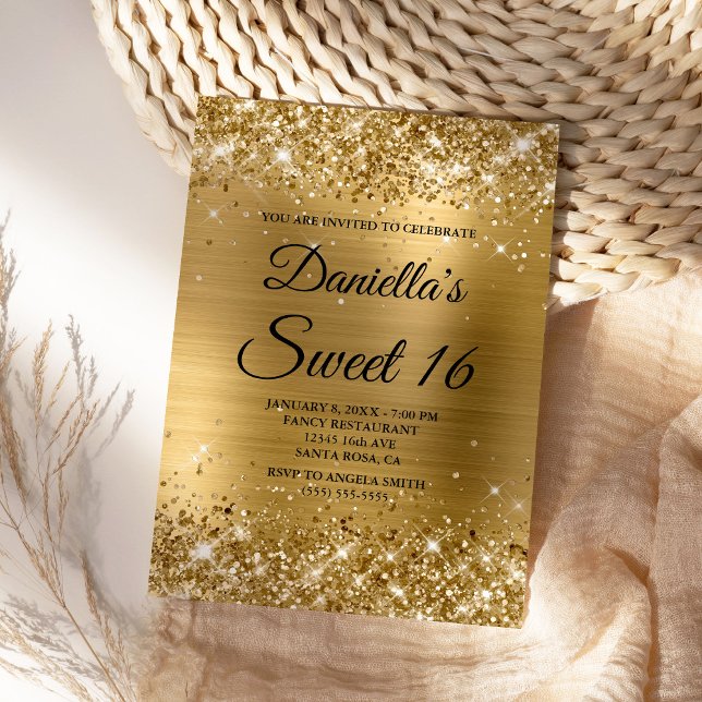 Invitación Purpurina de oro espumoso y Relieve metalizado dul (Create your own golden glam Sweet 16 invite for her.)