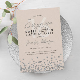 Invitación Purpurina de plata de champagne Surprise Sweet 16