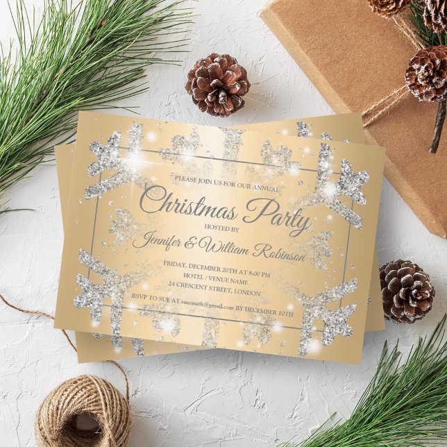 Invitación Purpurina de plata de lujo Nieve Navidad Holiday G (Luxurious Silver Glitter Snow Xmas Holiday Gold Invitation)