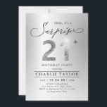 Invitación Purpurina de plata moderna sorpresa adulto 21 años<br><div class="desc">Moderno Shhh, es una sorpresa invitación a la fiesta de cumpleaños 21, incluye un guión elegante y un falso purpurina de plata número 21 y detalles de su fiesta sobre el fondo plateado, simple y elegante, gran sorpresa de la invitación de cumpleaños para adultos para hombres y mujeres. el color...</div>