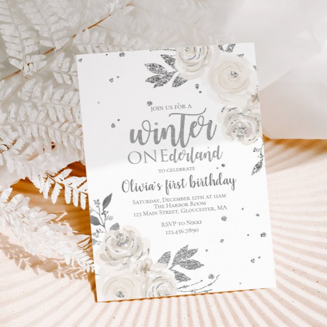 Invitación Purpurina floral de invierno Onederland Silver (Subido por el creador)