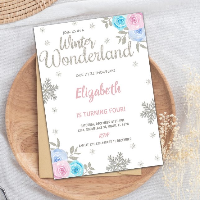 Invitación Purpurina Floral Plata Invierno Wonderland Cumplea (Floral Silver Glitter Winter Wonderland Birthday Invitation)
