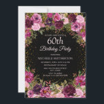 Invitación Purpurina morado rosado floral negro 60 cumpleaños<br><div class="desc">Elegante y romántico rosas de color rosa y púrpura de color vintage/floral y follaje sobre personalizado negro 60ª invitación de fiesta de cumpleaños con purpurina de oro. Personalizado con el nombre del invitado de honor.</div>