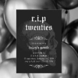 Invitación Q.E.P.D. 2000 Funeral del cráneo del Gótico 30 cum<br><div class="desc">QEPD Funeral de los veinte años del Gótico Skull 30th Birthday Este diseño gótico pero divertido presenta un cráneo en un tema funerario y tipografía de escritura vintage en un fondo negro. Personalice la invitación con sus detalles y si desea reorganizar el estilo y la ubicación del texto, pulse el...</div>